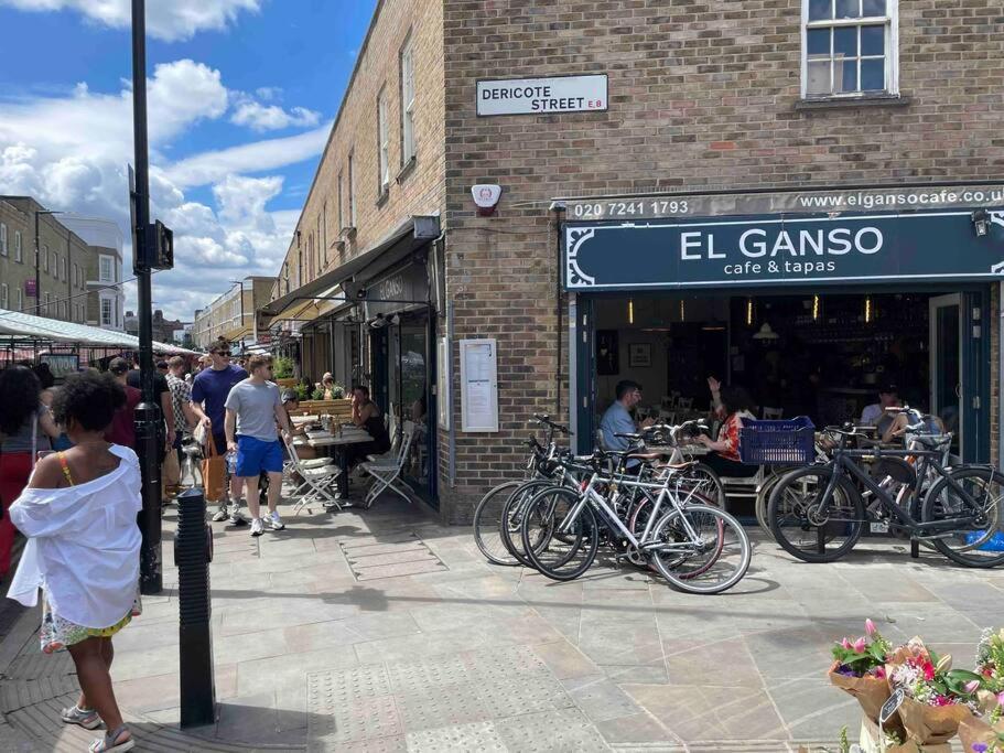 Cool Dalston Studio With Balcony And Gym Διαμέρισμα Λονδίνο Εξωτερικό φωτογραφία